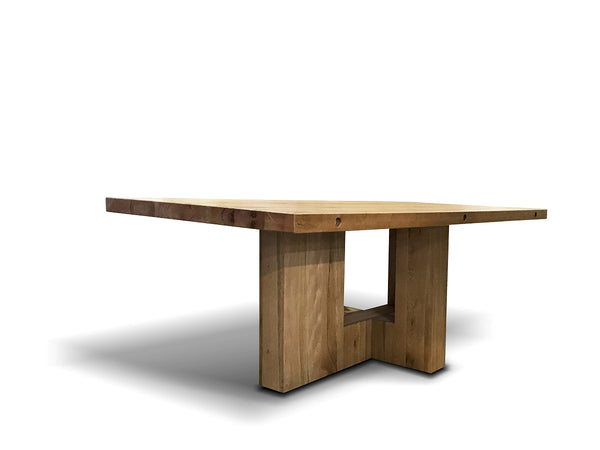 Esszimmer Tisch aus Massivem Eichenholz | Modell BASTION