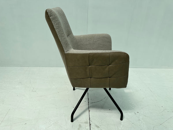 Stuhl aus Bouclé-Material und Naturleder ✔ Modell BLANCA
